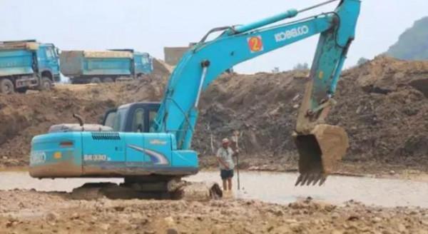 中國搶佔先機,4000臺“大型器械”火力全開,外媒:這又要幹啥? 中國搶佔先機,4000臺“大型器械”火力全開,外媒:這又要幹啥?