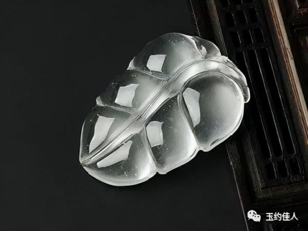 水沫玉和翡翠的區別,如何辨別? 水沫玉和翡翠的區別,如何辨別?