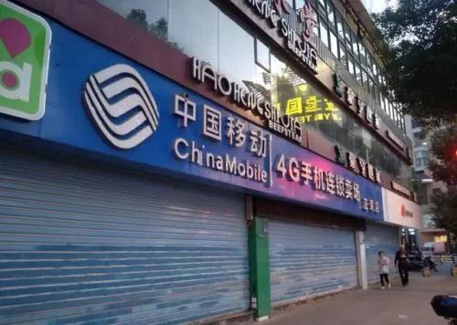 網上購物越瘋狂，實體店越蕭條？普通人掙錢更難，時間更少