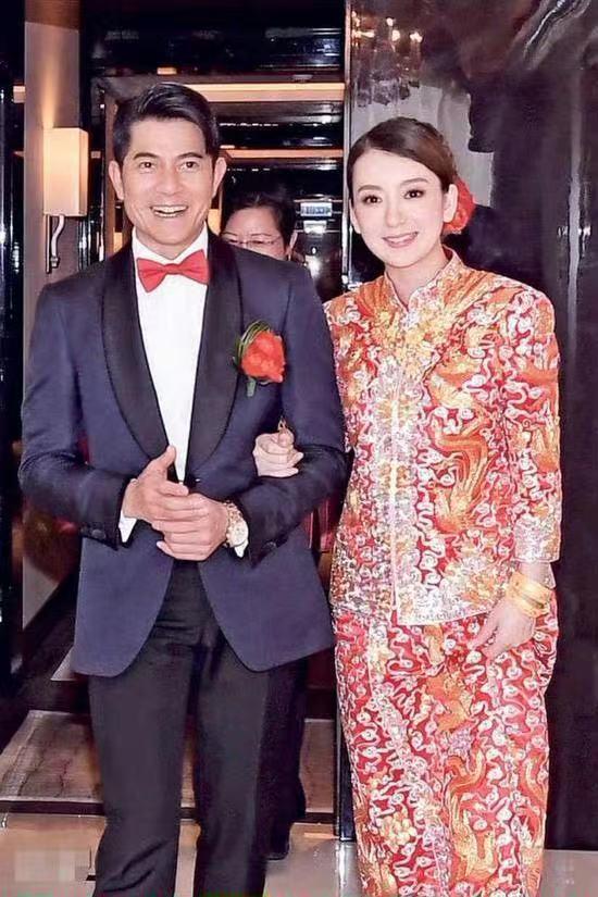 郭富城的摳門、劉強東的雞賊，再看張雨綺小男友，撈女比不過撈男