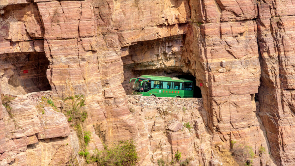 我國十大地勢驚險的公路,風景如畫但會讓你笑中帶淚,你去過哪個 我國十大地勢驚險的公路,風景如畫但會讓你笑中帶淚,你去過哪個