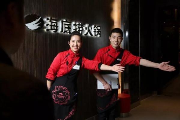 從電焊工到身家570億，海底撈張勇是這樣成功的，看完你也可以