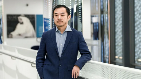 邢波任校長MBZUAI國內招生，Michael Jordan、Raj Reddy等大佬授課