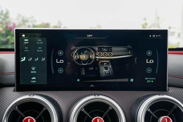 國產實力派SUV,2.0T爆發224馬力,豪華不加價,實拍WEY VV5 國產實力派SUV,2.0T爆發224馬力,豪華不加價,實拍WEY VV5