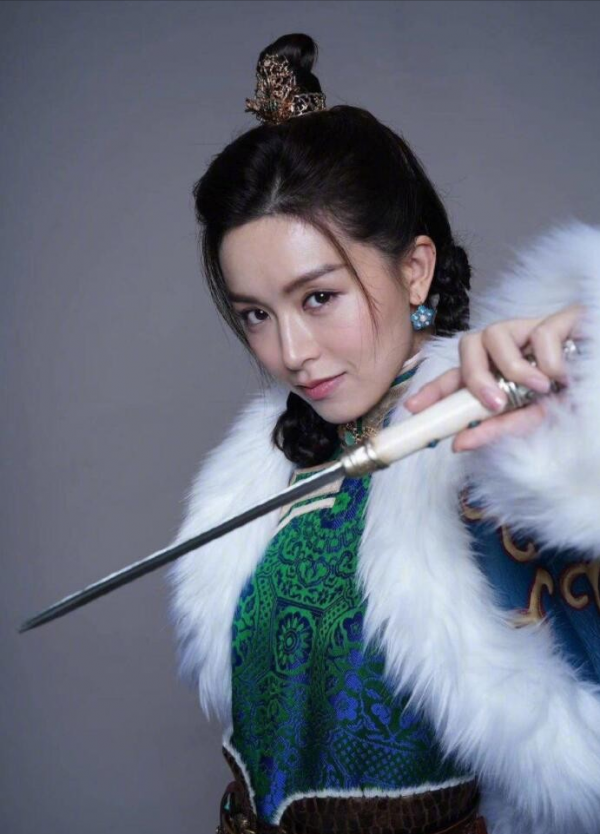 新版《倚天屠龍記》海報出爐，看完真替王晶心慌，果然很腹黑