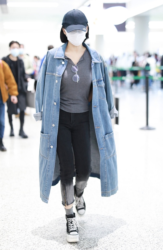 中年女人怎麼穿才好看？有了這些巧思，你也會穿得顯年輕又不雷人