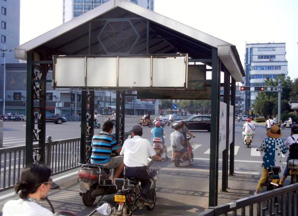 才知道，騎電動車也需要技術，學會這幾招，以後騎車更穩、更安全
