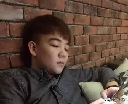 從《變形記》“最成功的少年”到失信成老賴，易虎臣經歷了什麼？