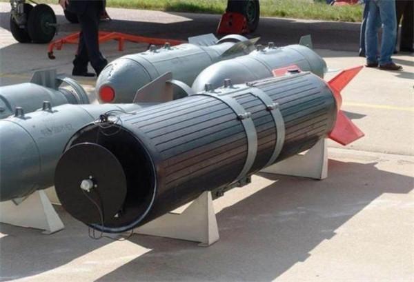 被美國呼籲“禁用”！中國電磁脈衝武器，它的真實威力有多恐怖