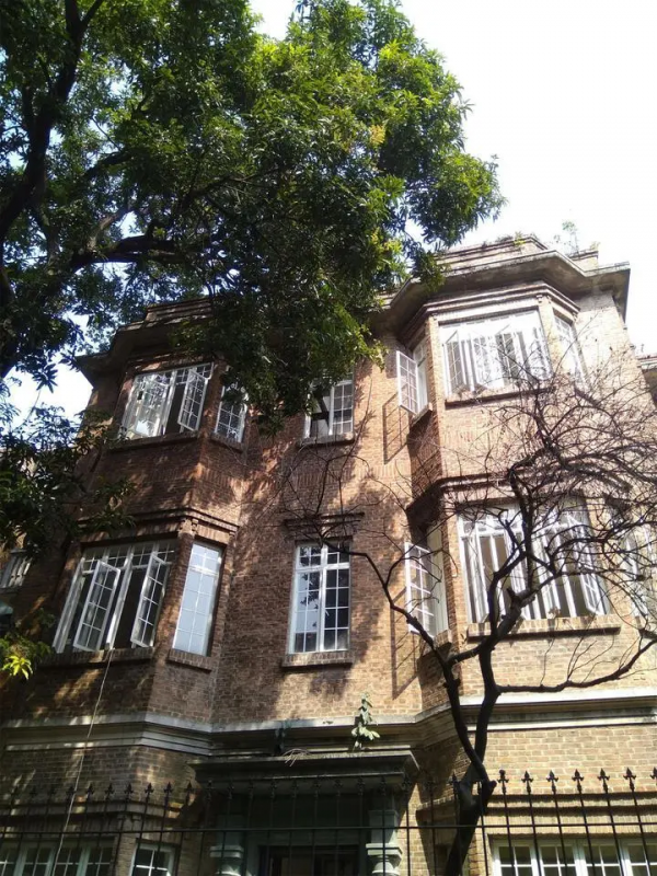 危房也能賣1.2個億? 危房也能賣1.2個億?