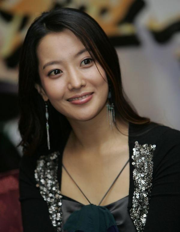 嫁入豪門後要生三胞胎,“韓國第一美女”金喜善,如今怎樣了 嫁入豪門後要生三胞胎,“韓國第一美女”金喜善,如今怎樣了