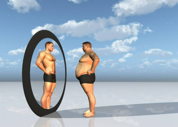 人在鏡子裡看到的自己會比真實的你好看30％，到底是不是真的？