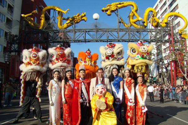 第56屆華埠小姐選美大賽海報釋出，至少擁有25%華裔血統方可報名