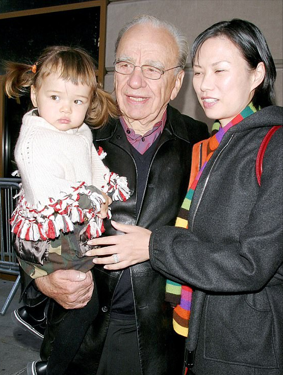 出身貧寒到身價400億，鄧文迪就這樣改寫了她的命運