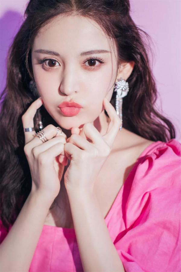 古力娜扎21張美冊，欣賞