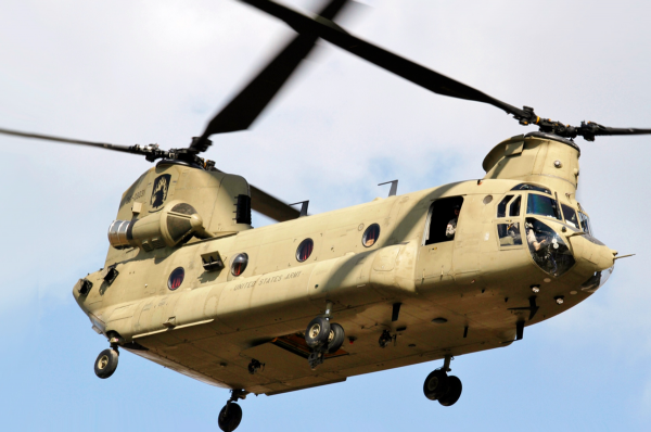 越老越妖！新加坡採購新的CH47F直升機，支奴幹怕是也要飛100年？