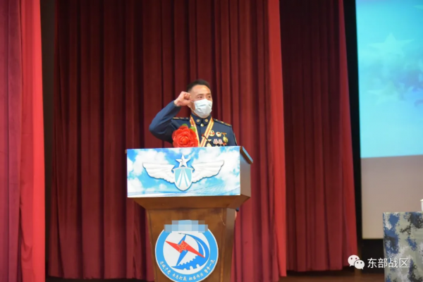 當兵30年的軍士，這張照片太震撼