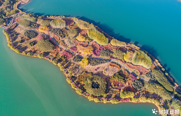 蘆水灣如畫卷般的美景美色,是放鬆身心的絕佳景點 蘆水灣如畫卷般的美景美色,是放鬆身心的絕佳景點