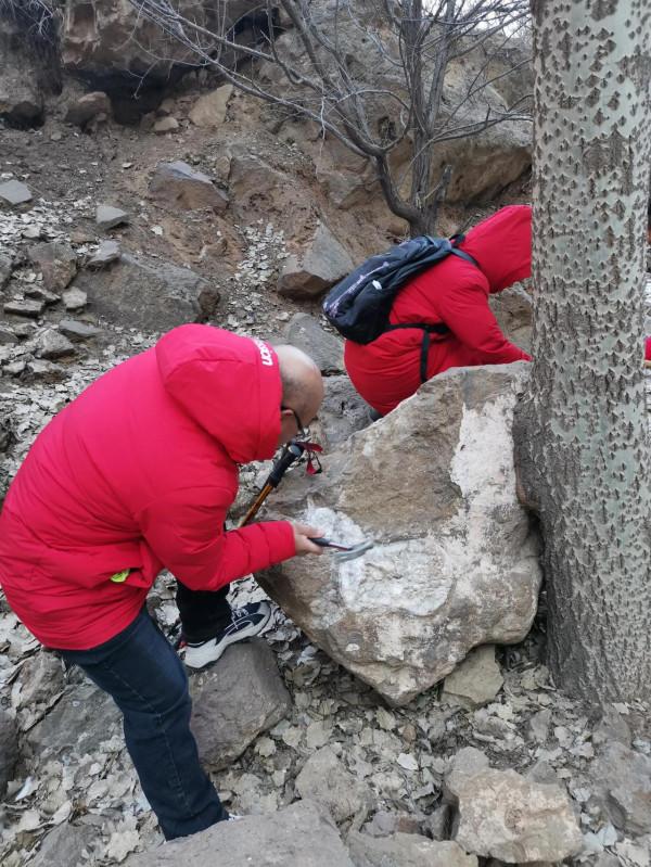 宣化滴水崖此時景觀好看了，溫馨提示