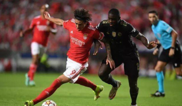 21場造20球！米蘭雙雄盯上葡超妖鋒，8千萬歐天價讓他們打退堂鼓