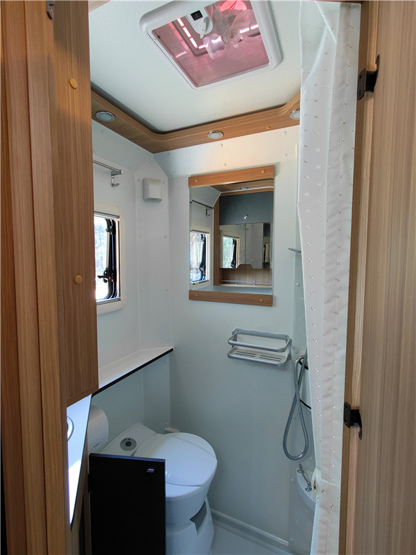 戴德雲遊房車,一款不到四十萬的大廠房車 戴德雲遊房車,一款不到四十萬的大廠房車