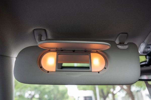 極致的英紳範兒,高配MINI,能把玩,能家用——Clubman Cooper 極致的英紳範兒,高配MINI,能把玩,能家用——Clubman Cooper