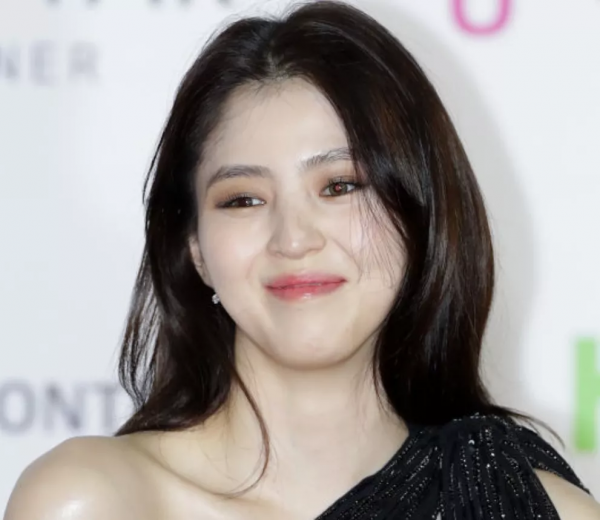 韓國最新頒獎禮大翻車！明星臉腫妝濃造型醜，韓網熱帖都在吐槽