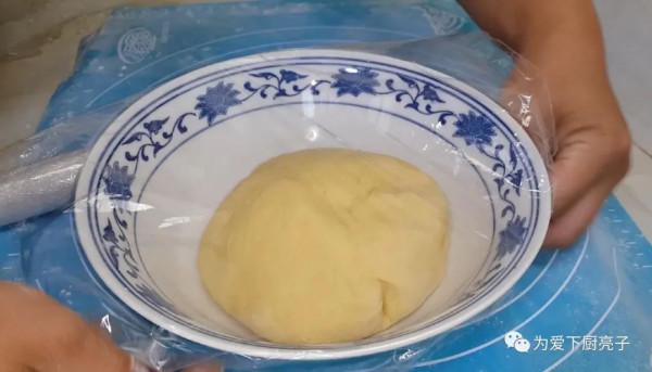 1斤麵粉，半斤紅豆，鍋裡一蒸，鬆軟香甜無新增，吃過就唸念不忘