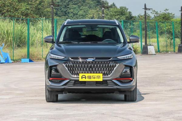 歐尚x7plus：緊湊型SUV，軸距2786毫米，動力討喜