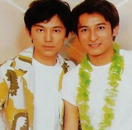 快本元老卻多年不紅，緋聞甚囂塵上不回應，李維嘉有多“神秘”？