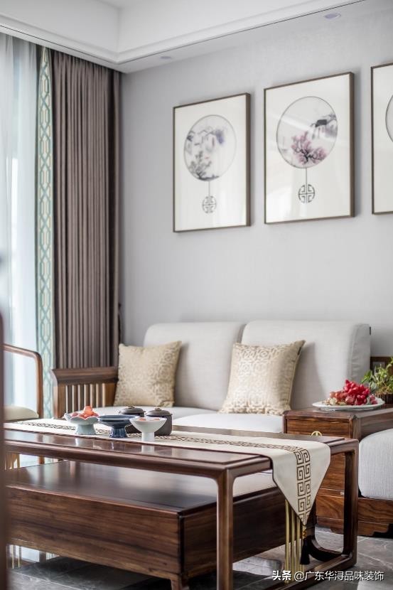 與眾不同的新中式平層,又輕鬆又有底蘊的客廳誰不喜歡呢 與眾不同的新中式平層,又輕鬆又有底蘊的客廳誰不喜歡呢