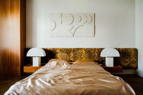 世界的好室 | 加入珠寶色調美學的華沙現代主義住宅