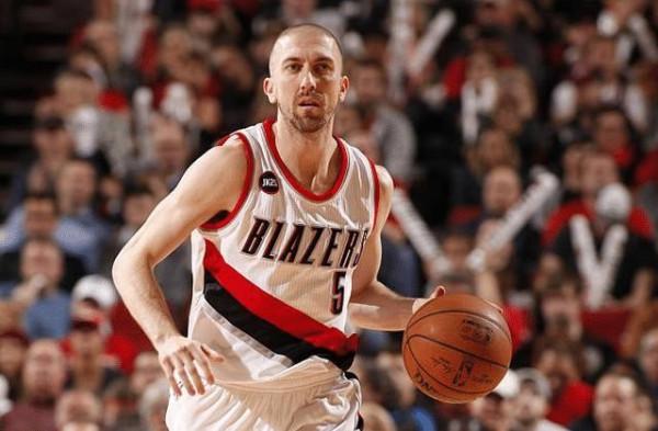 NBA歷史七大單節之最：克萊單節37分，一人單節18板，穆大叔8蓋帽