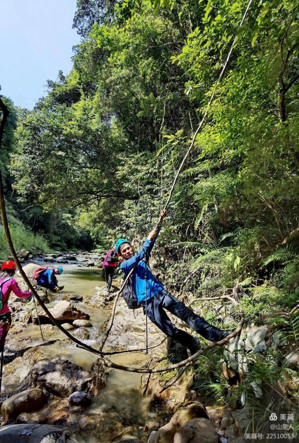 流在心中的一條河 流在心中的一條河