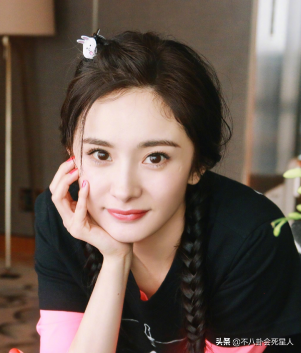 美人的臉卻敗在鼻子上？這15位女星鼻子突兀，太可惜