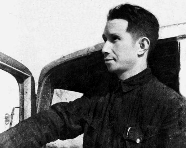 蔣介石的“交警大隊”有多強?粟裕調來八個炮兵連,輪番轟炸 蔣介石的“交警大隊”有多強?粟裕調來八個炮兵連,輪番轟炸