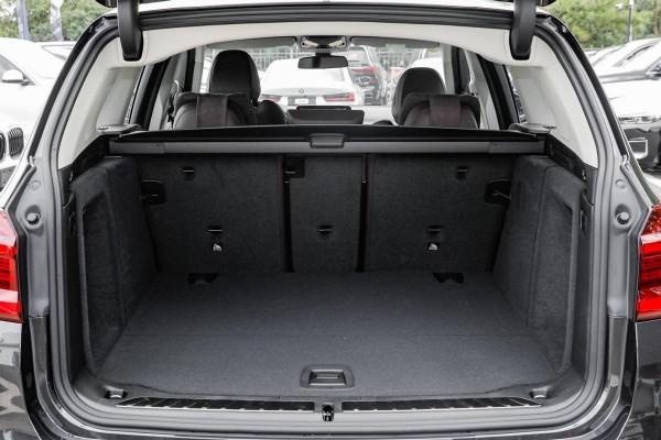 半年賣出7881輛,看似“銷量慘淡”的寶馬iX3,其實算是優勝者了 半年賣出7881輛,看似“銷量慘淡”的寶馬iX3,其實算是優勝者了