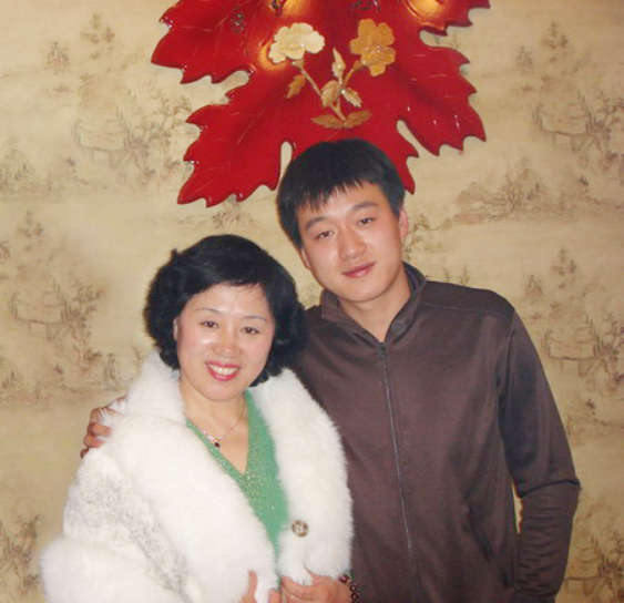 “長春女婿”佟大為:愛妻子愛子女,照顧植物人父親,20年後甦醒 “長春女婿”佟大為:愛妻子愛子女,照顧植物人父親,20年後甦醒