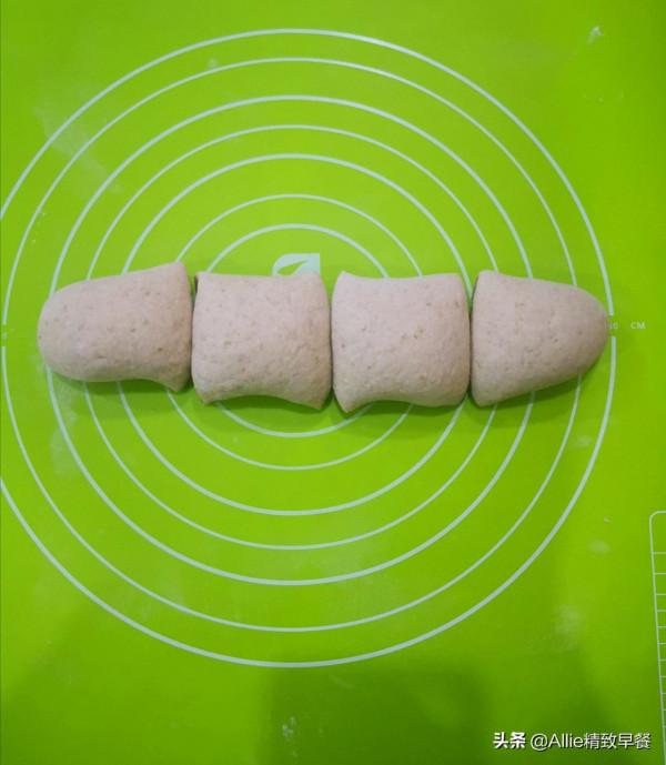 中式熱狗這樣做，不煎不炸，搭配燕麥，鬆軟肉味濃，低脂又飽腹