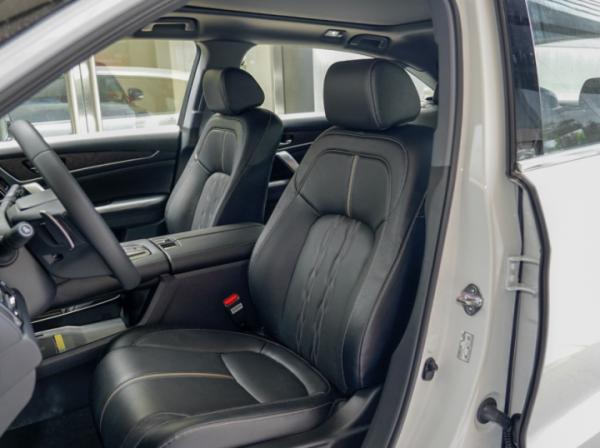 合資中型SUV對抗：雪佛蘭開拓者VS本田UR-V