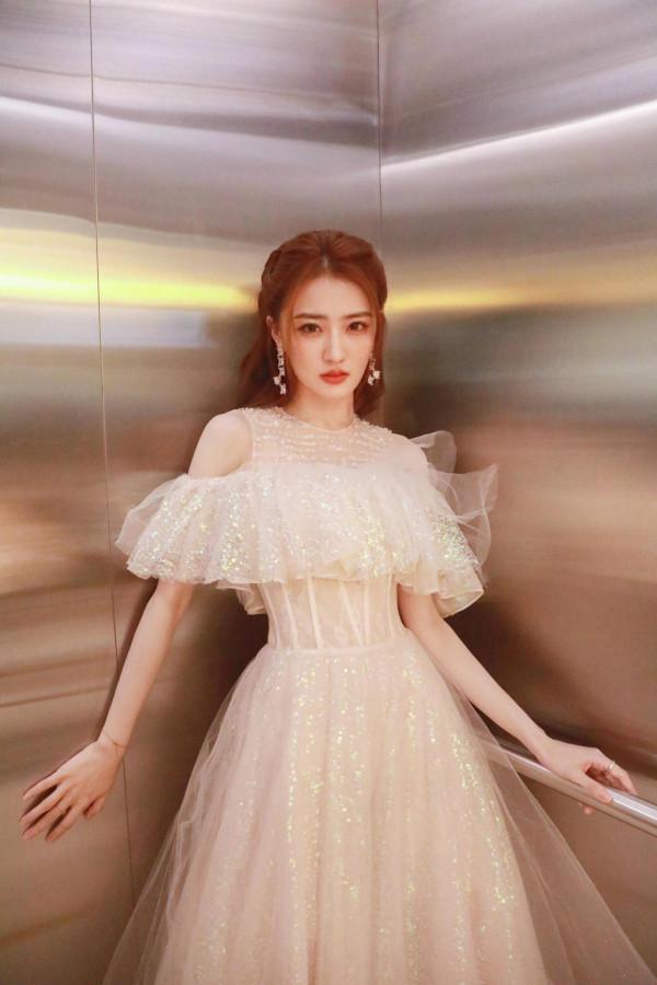 百變女王徐璐 百變女王徐璐