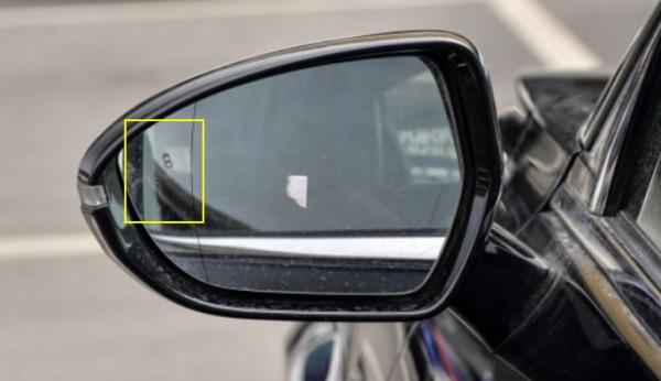 紅旗HS5後視鏡併線輔助燈不亮怎麼辦？