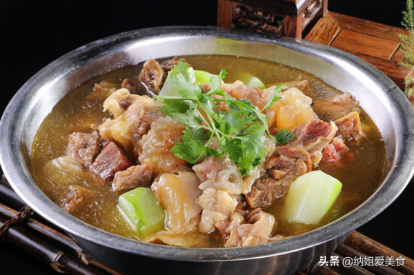 清燉羊肉的做法大全怎麼做好吃，學會這個做法，羊肉鮮嫩不油膩