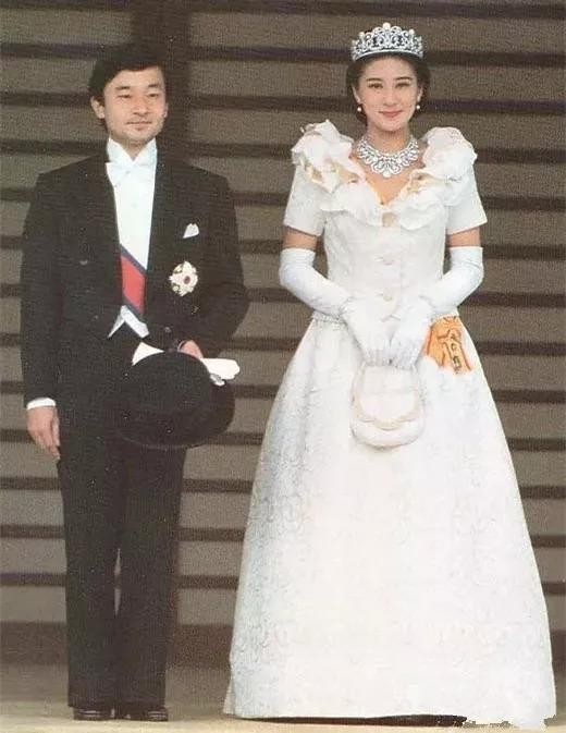 紀子妃：日本皇室“笑容最可怕的女人”，拼三胎生兒子，也有苦衷