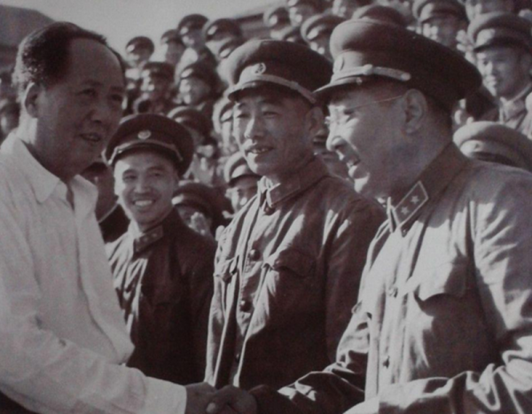 1967年,秦基偉在昆明軍區被批鬥,離開之前他把工作交給誰負責? 1967年,秦基偉在昆明軍區被批鬥,離開之前他把工作交給誰負責?