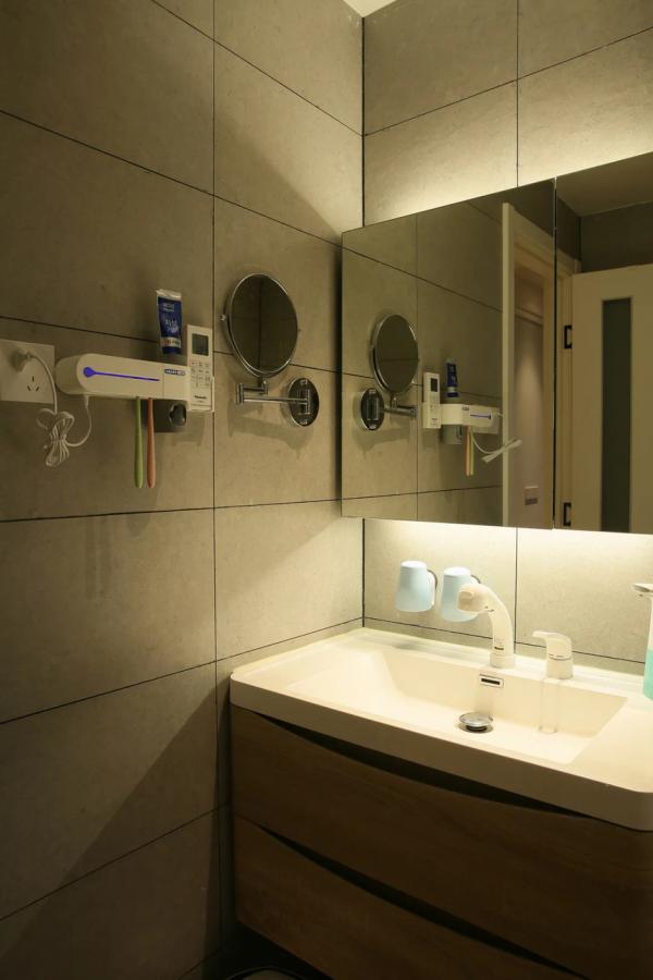 我踩雷了!這種浴室櫃真的太雞肋了!誰買誰後悔 我踩雷了!這種浴室櫃真的太雞肋了!誰買誰後悔