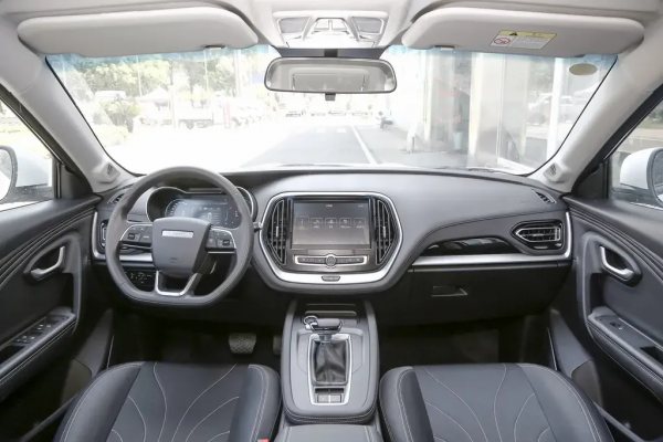 捷途X70M&colon;配1&period;5T發動機&plus;6DCT變速箱，動力平順