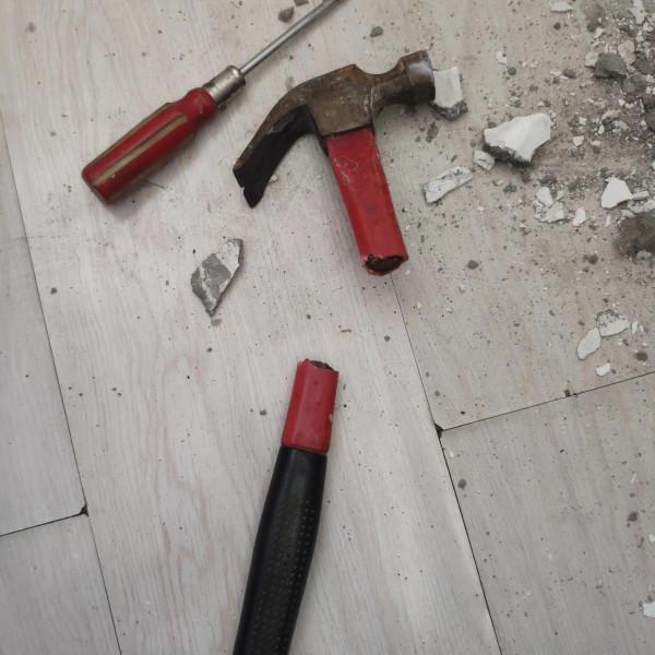 2021大年三十暖氣和錘子的故事!氣人!鬱悶!無奈啊！應該免費更換!