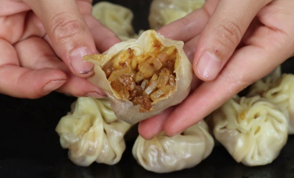 洋蔥最好吃做法，花2年研究，一次做4個，比吃肉還解饞