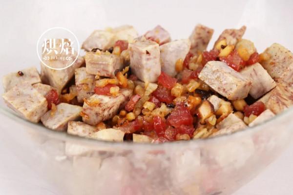 五香芋頭糕 鹹香軟糯 不用去茶樓 料足量多 一家六口不到20元 五香芋頭糕 鹹香軟糯 不用去茶樓 料足量多 一家六口不到20元